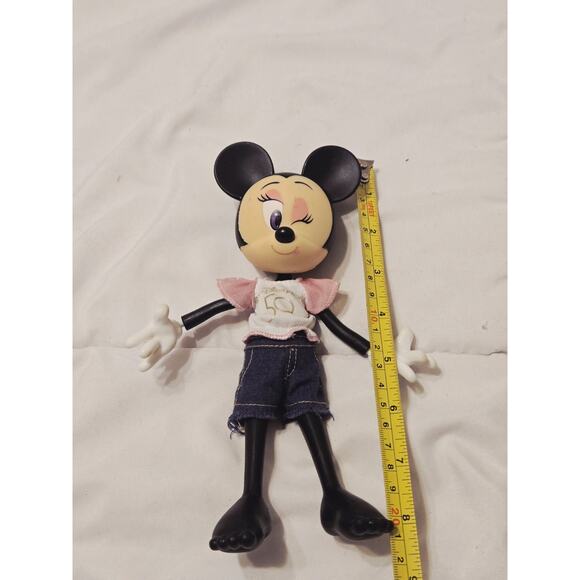 Minnie Mouse 9" Poseable Figure Fashion Doll 2019 Jakks Pacific Disney Mickey - Picture 3 of 6